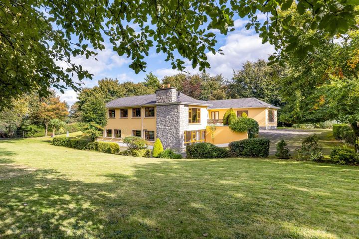 Belgree House, On Approx. 1.67 Hec (4.12 Acres), Kilmartin Lane, Hollystown, Dublin 15, D15W9R9