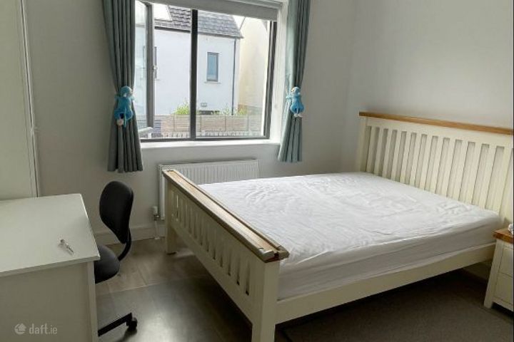 Woodfield, Knocklyon, Dublin 16