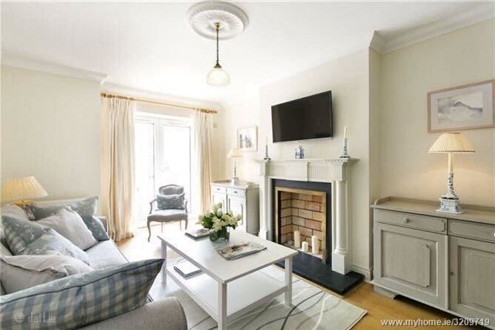 Berkeley Block, Grand Canal Dock, Dublin 4