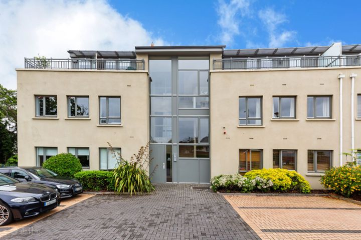 18 Swift Hall, Carrickmines Wood, Brennanstown Road, Dublin 18, Dublin