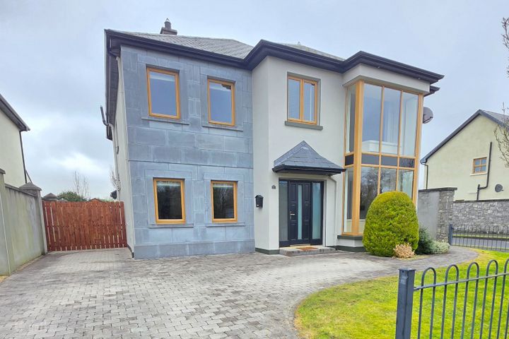5 Oldwood, Golf Links Road, Roscommon Town, Co. Roscommon