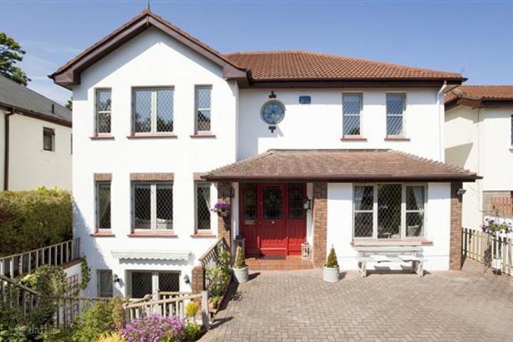 8 St Margarets, Cross Ave, Blackrock, Dublin