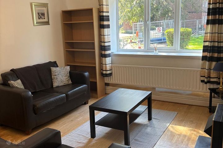 103 Cedar House, Mespil Estate, Ballsbridge, Dublin 4