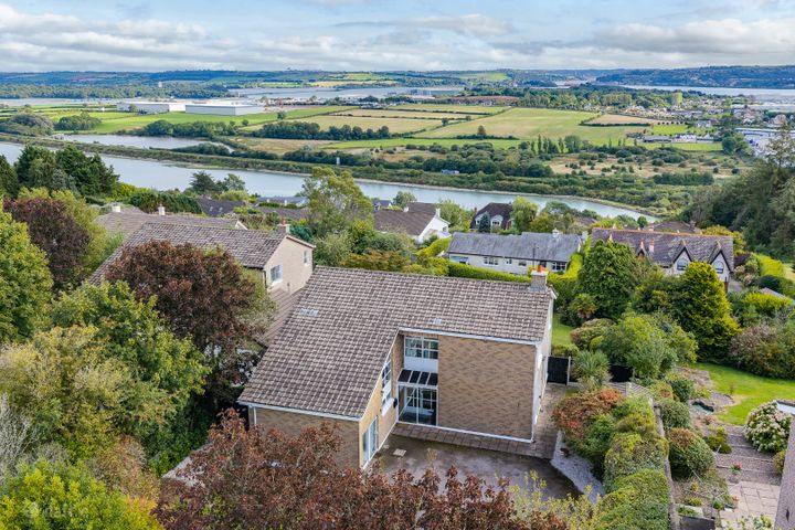 2 Ballynaroon, Glounthaune, Cork, T45PW97