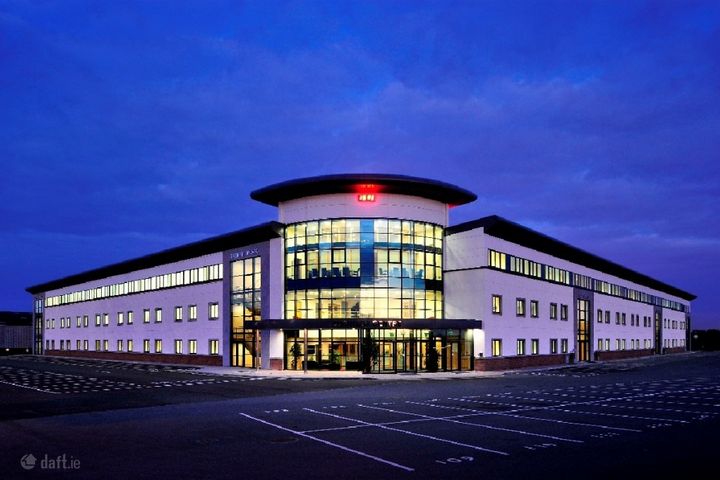 Bracetown Business Park, Clonee, Dublin 15