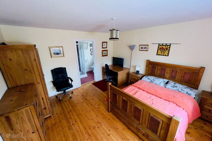 Cavan Rd, Virginia, Co. Cavan