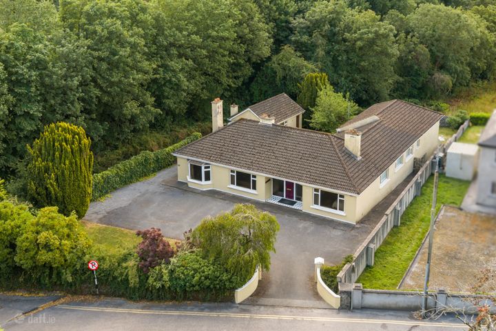 Leadon, Navigation Road, Mallow, Co. Cork, P51A400