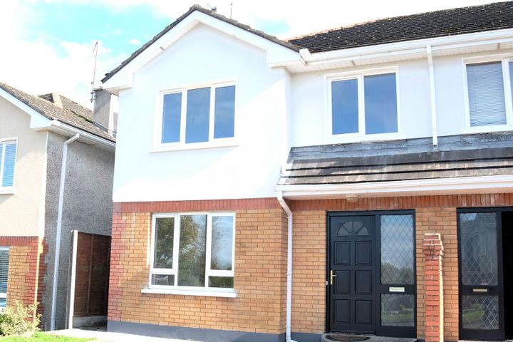 11 Danesfort Drive, Loughrea, Co. Galway, H62ND26
