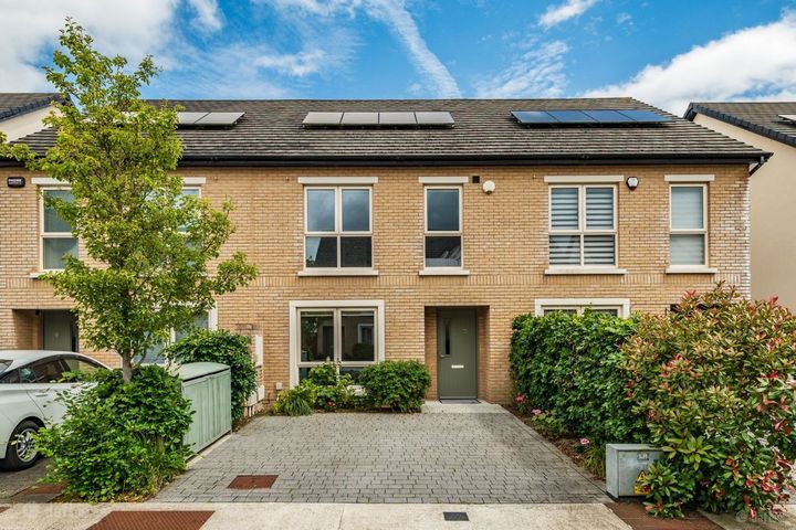 10 Oak Park Avenue, Oak Park, Naas, Co. Kildare, W91E5CT