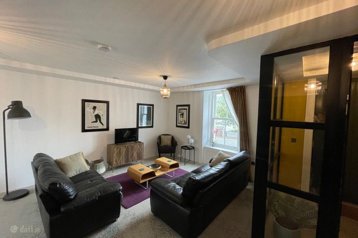 2B Peter's square, Wexford Town, Co. Wexford