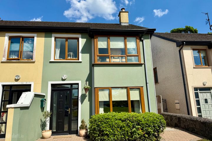 29 Dunbeag, Newport Road, Castlebar, Co. Mayo, F23AK74