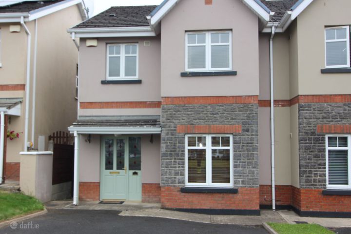 13 Carraig Midhe, Corbally, Westbury, Co. Clare, V94Y2HX