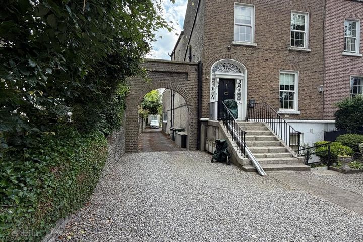 Highfield Road, Rathgar, Dublin 6
