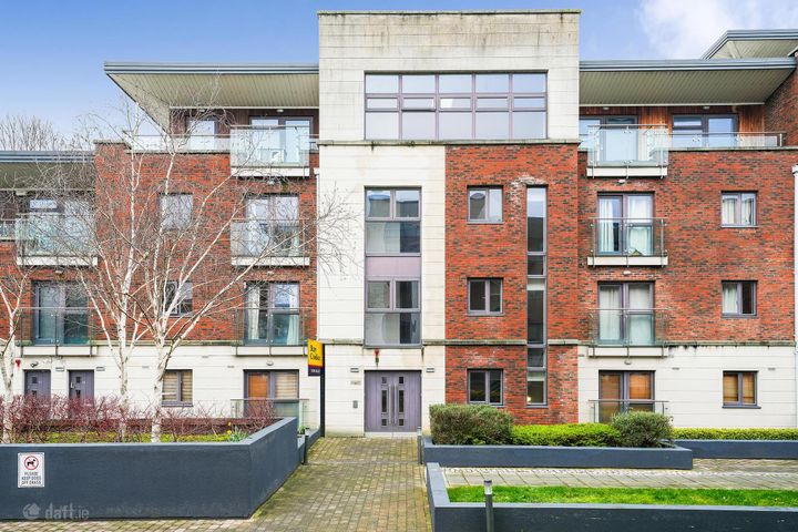 30 Hyde Square, South Circular Road, Dublin 8 - Photo 2