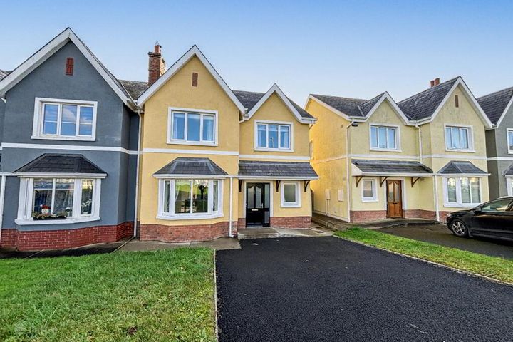 67 Orchard Heights, Charleville, Co. Cork, P56FE42