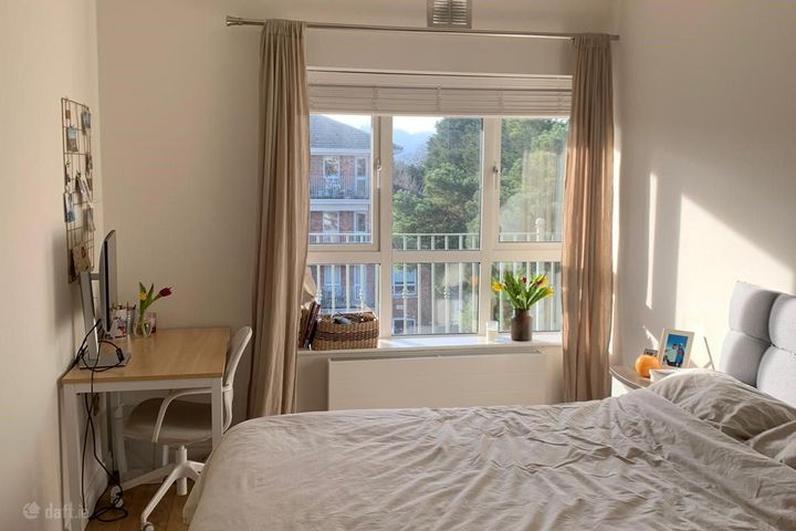 Apartment 27, Ailesbury, Donnybrook Castle, Stillo, Donnybrook, Dublin 4