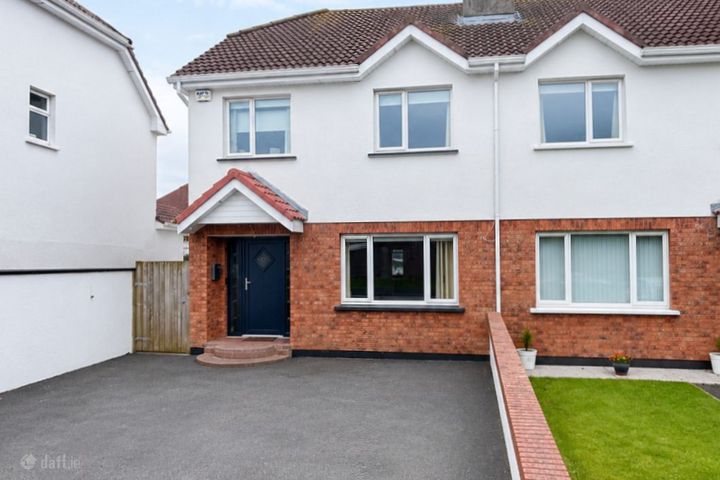 62 Woodfield, Galway Road, Tuam, Co. Galway, H54HV26