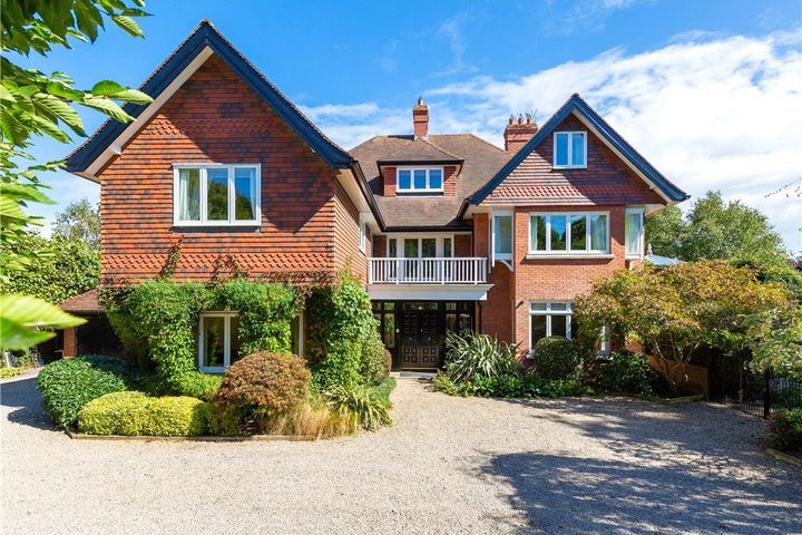 Clonmore, 15a Shrewsbury Rd, Ballsbridge Dublin 4, Dublin 4, Dublin