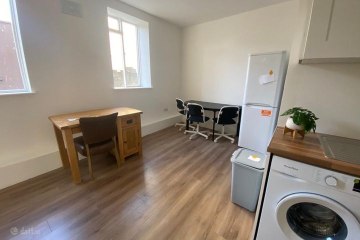 27 capal street , Dublin 1, The Coombe, Dublin 8