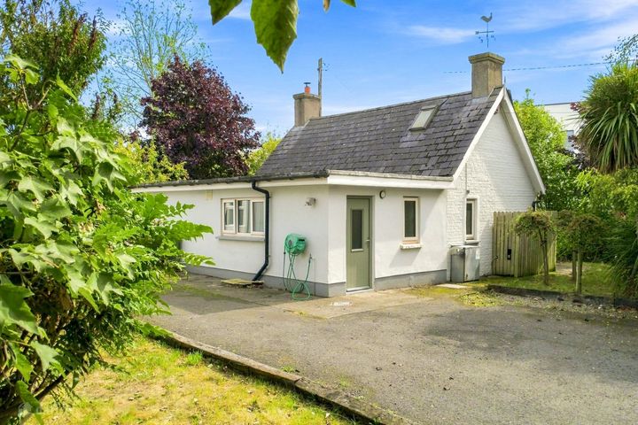 Reevesmount Cottage, Dublin Road, Athy, Co. Kildare, R14F832