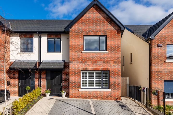 23 Oak Park, Kinsealy Lane, Malahide, Dublin