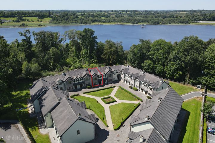 12 Clements Court, Lough Rynn, Mohill, Co. Leitrim, N41DK83