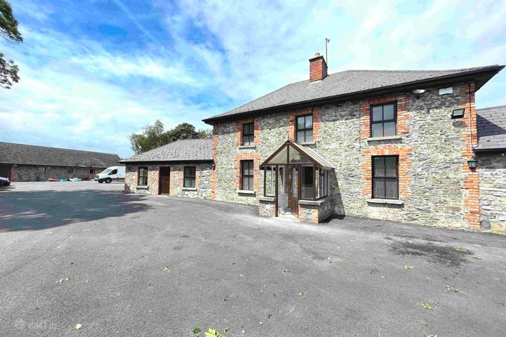 Stonemanor House, Tay lane, Rathcoole, Co. Dublin