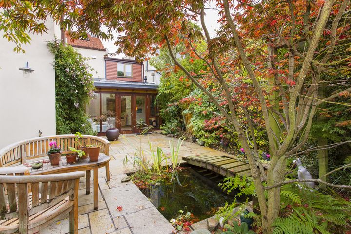 The Ramblers, 15c Sandycove Ave East, Sandycove, Dublin