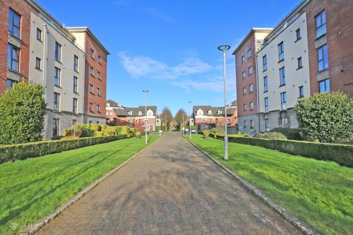 Apartment 27, Larchfield, Ashbourne Avenue, South Circular Road, Co. Limerick, V94WV18 - Photo 2