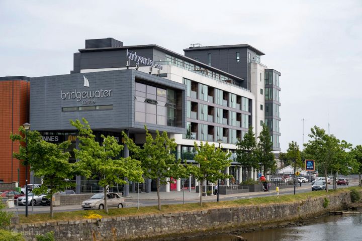 Bridgewater Shopping Centre, Ferrybank, Co. Wicklow