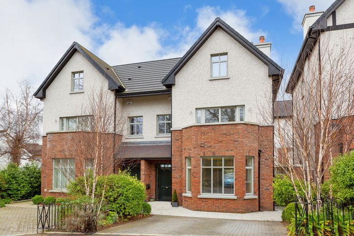13 Albany, Killiney Hill Road, Killiney, Dublin