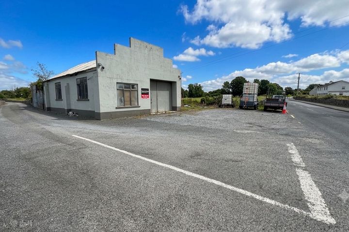 The Garage, Kiltormer, Co. Galway, H53W6Y8