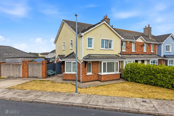 2 Riverchapel Square, Riverchapel, Co. Wexford, Y25P443