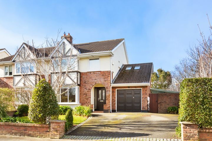 12 Glencairn Dr, The Gallops, Leopardstown Dublin 18, Dublin 18, Dublin
