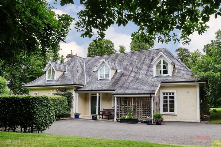 8 Waltons Grove, Mount Juliet, Thomastown, Kilkenny