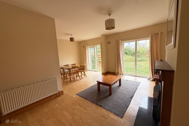 24 Laurel Grove, Tagoat, Rosslare Harbour, Co. Wexford