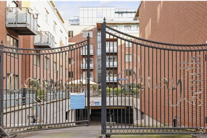 Longboat Quay , Hanover Quay, Co. Dublin