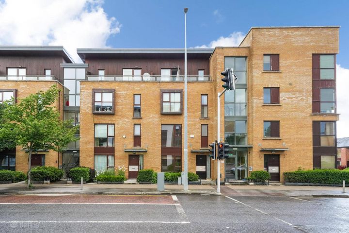 54 Adamstown Avenue, Adamstown, Co. Dublin