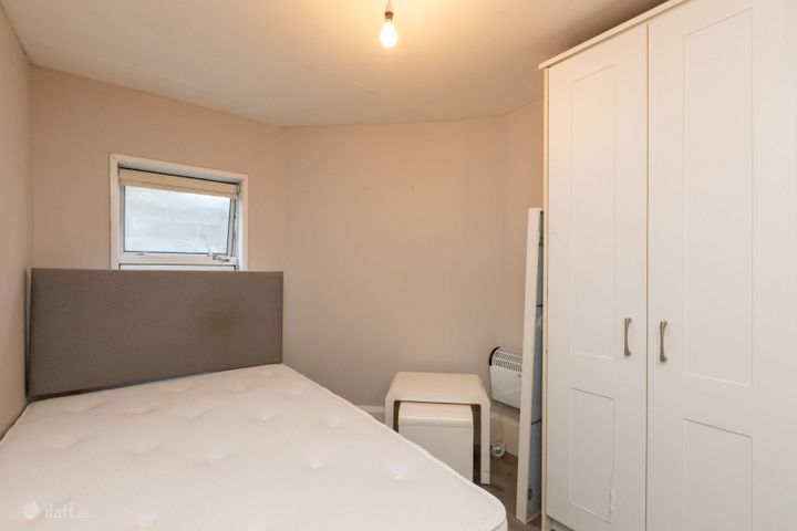 Flat 4, 59 Richmond Street South, Dublin 2