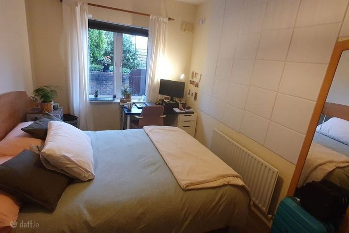 20 Simmonscourt Square, Donnybrook, Dublin 4