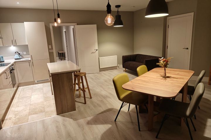 1 Orchard Hall, Diswellstown Avenue, Hamilton Park, Carpenterstown, Dublin 15