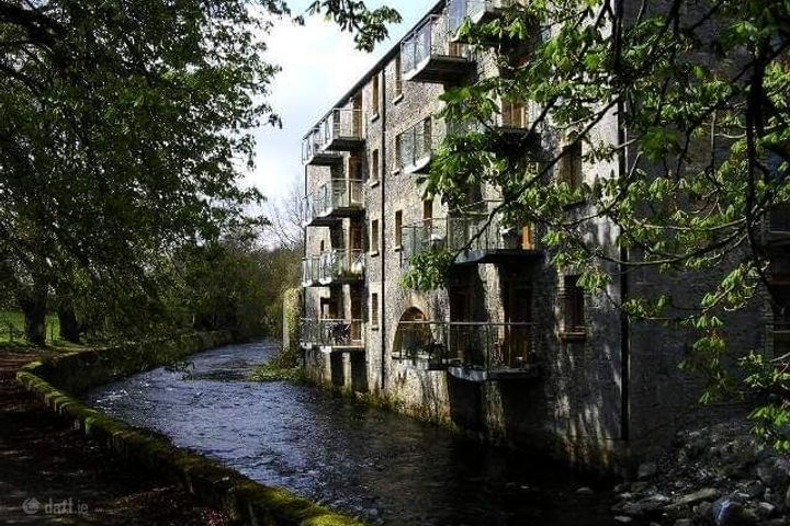 Apartment 6, Riverside Apartments, Newbridge Street, Birr, Co. Offaly, R42X409
