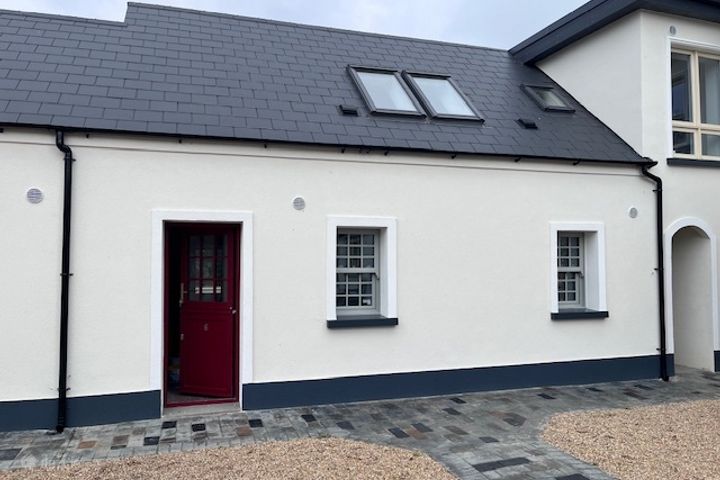 Apartment 5, The Lodges, Parknacross, Riverchapel, Co. Wexford, Y25TX28