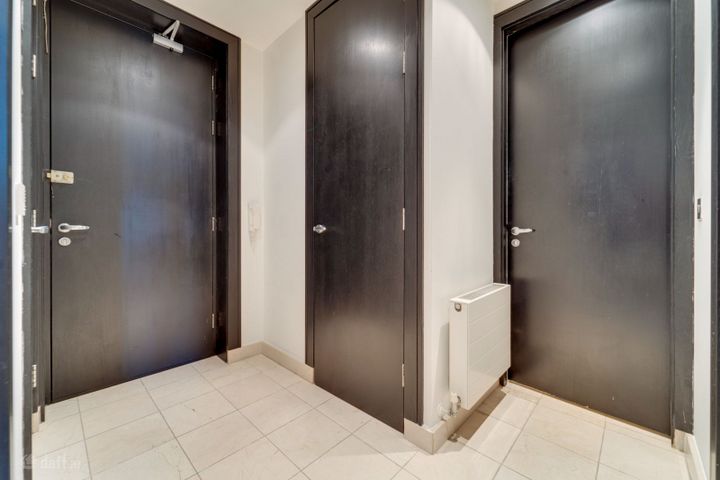 Apartment 708, Beacon One, Dundrum, Dublin 14, D18KV48 - Photo 2