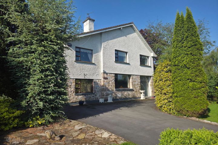 Cruckawn House, Ballymote Road, Tubbercurry, Co. Sligo, F91VY18