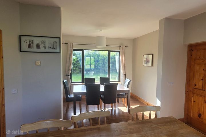 Slane Road, Drogheda, Co. Louth