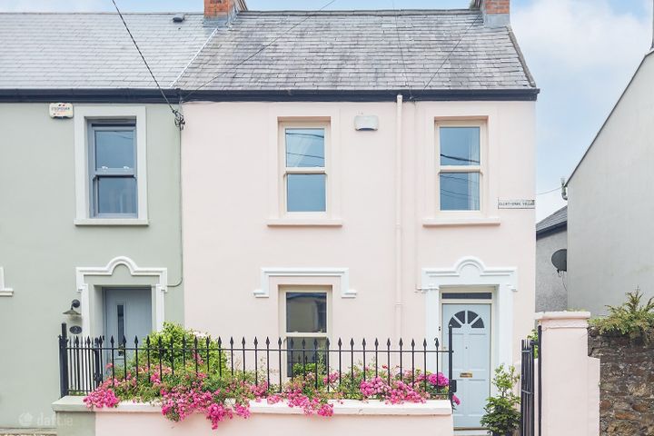 3 Glenthorne Villas, Gardiners Hill, T23E7PD