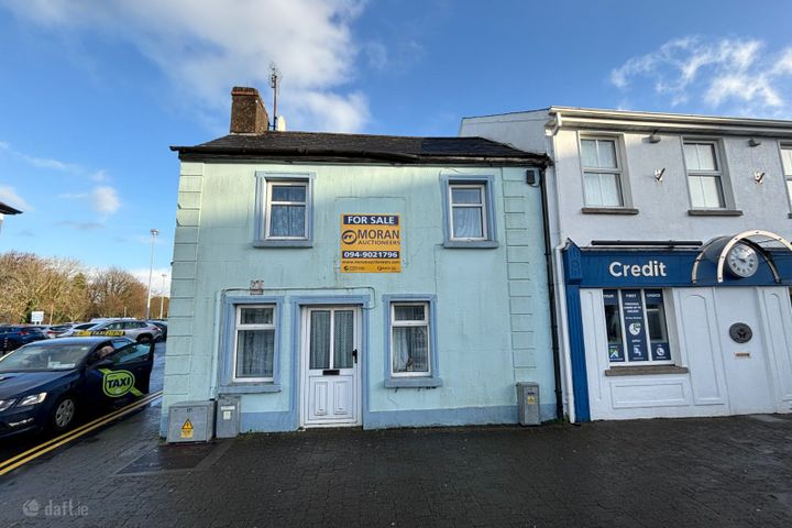 Market Square, Castlebar, Co. Mayo, F23FR60