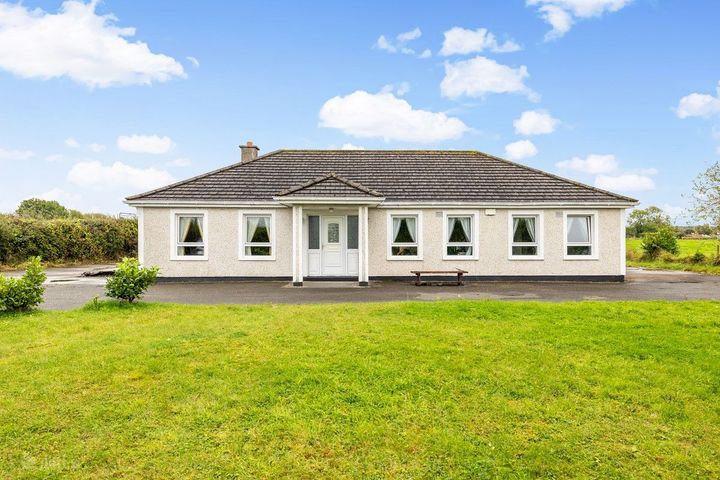 Clonsast Lower, Bracknagh, Rathangan, Offaly