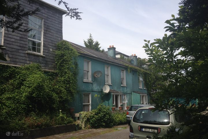 Merlins Keep, Pier Road, Kinsale, Cork